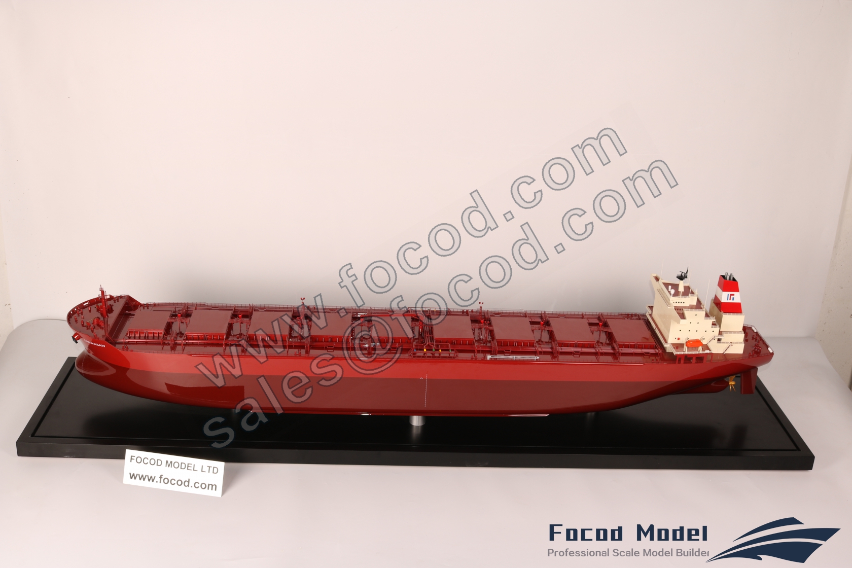 custom made model of 280m Ore-Bulk-Oil carrier CHICKASAW
